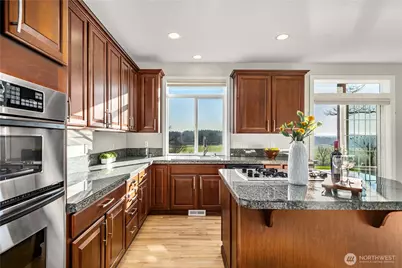 19708 82nd Street Ct E, Bonney Lake, WA 98391 - Photo 9