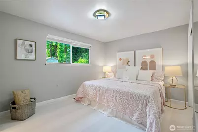 4017 162nd Avenue SE, Bellevue, WA 98006 - Photo 17