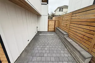 928 NW 57th St, Seattle, WA 98107 - Photo 29