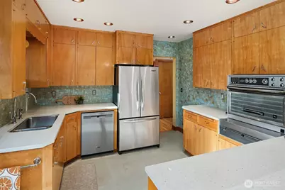 5217 5th Avenue NE, Seattle, WA 98105 - Photo 7