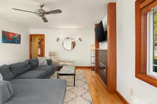 5217 5th Ave NE, Seattle, WA 98105 - Photo 9