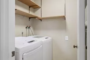 1610 NE 140th St, Seattle, WA 98125 - Photo 21