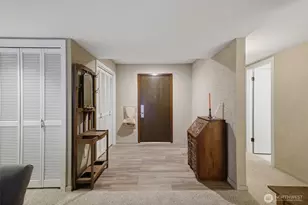 1610 NE 140th St, Seattle, WA 98125 - Photo 3