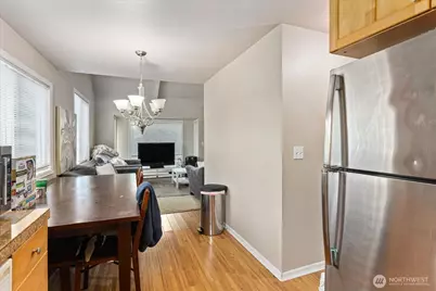 245 SE Croston Lane, Issaquah, WA 98027 - Photo 9