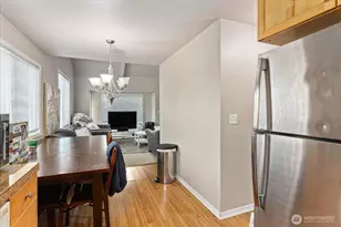 245 SE Croston Ln, Issaquah, WA 98027 - Photo 9