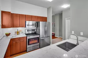 5001 California Ave SW, Seattle, WA 98136 - Photo 9