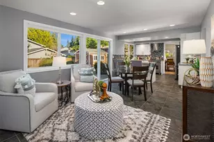 12042 SE 52nd St, Bellevue, WA 98006 - Photo 3