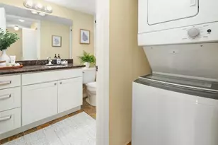 9416 1st Ave NE, Seattle, WA 98115 - Photo 19