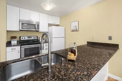 9416 1st Avenue NE #312, Seattle, WA 98115 - Photo 9