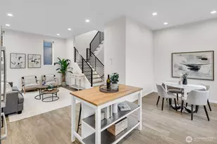 9732 Woodlawn Ave N, Seattle, WA 98103 - Photo 15