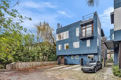 9732 Woodlawn Avenue N #A, Seattle, WA 98103 - Photo 33