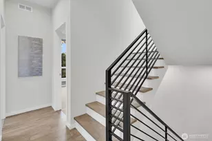 9732 Woodlawn Ave N, Seattle, WA 98103 - Photo 27