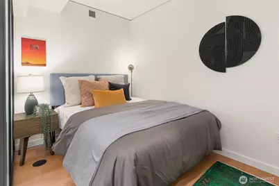 450 S Main Street #903, Seattle, WA 98104 - Photo 9