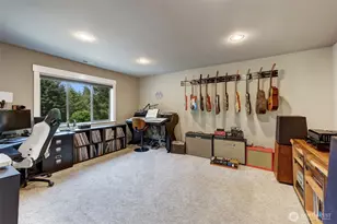 28430 316th Way SE, Ravensdale, WA 98051 - Photo 27