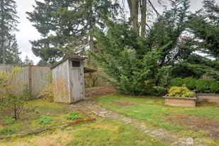 2201 Nut Tree Loop SE, Olympia, WA 98501 - Photo 33