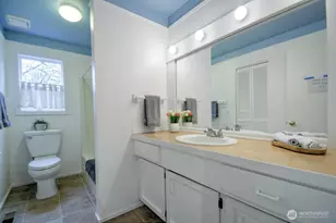 2201 Nut Tree Loop SE, Olympia, WA 98501 - Photo 23