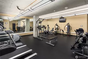 2720 3rd Ave, Seattle, WA 98121 - Photo 27