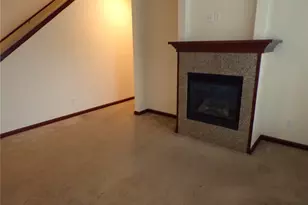 501 N 105th St, Seattle, WA 98133 - Photo 9