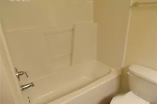 501 N 105th St, Seattle, WA 98133 - Photo 29