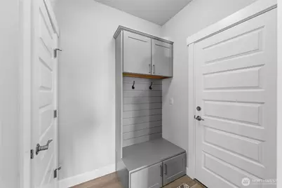 405 Maple Avenue, La Conner, WA 98257 - Photo 27