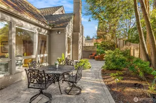 1708 Bellevue Way NE, Bellevue, WA 98004 - Photo 15