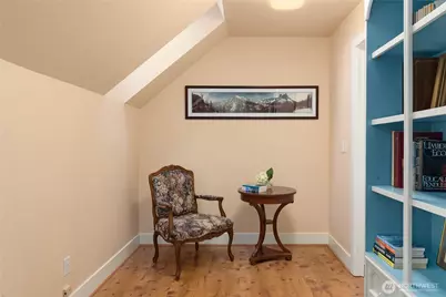 1708 Bellevue Way NE, Bellevue, WA 98004 - Photo 21