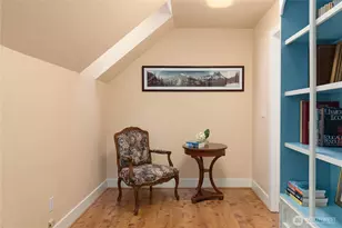 1708 Bellevue Way NE, Bellevue, WA 98004 - Photo 21