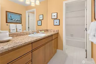 1708 Bellevue Way NE, Bellevue, WA 98004 - Photo 19