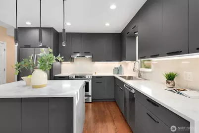 14401 82nd Avenue NE, Kirkland, WA 98034 - Photo 11