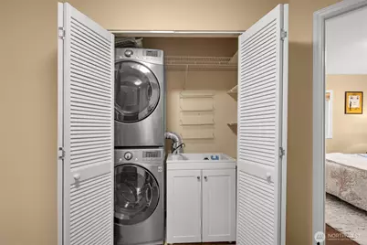 14401 82nd Avenue NE, Kirkland, WA 98034 - Photo 29