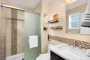 14401 82nd Ave NE, Kirkland, WA 98034 - Photo 19