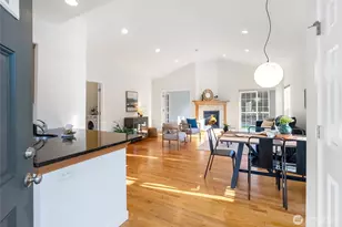 2521 Elmhurst Ct, Bellingham, WA 98229 - Photo 3