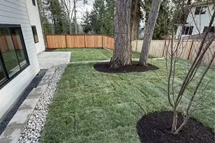 13779 NE 101st St, Kirkland, WA 98033 - Photo 3