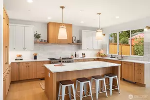 13779 NE 101st St, Kirkland, WA 98033 - Photo 5