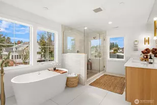 13779 NE 101st St, Kirkland, WA 98033 - Photo 15