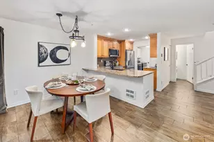 6945 NE 170th St, Kenmore, WA 98028 - Photo 9