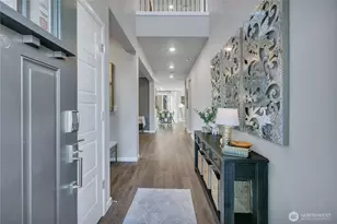 23655 Tahoma Pl, Black Diamond, WA 98010 - Photo 3