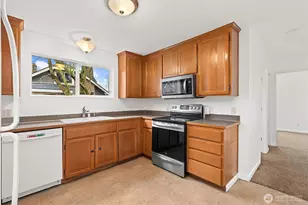 1621 E 34th St, Tacoma, WA 98404 - Photo 7