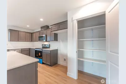 2418 2nd Street SE, East Wenatchee, WA 98802 - Photo 7