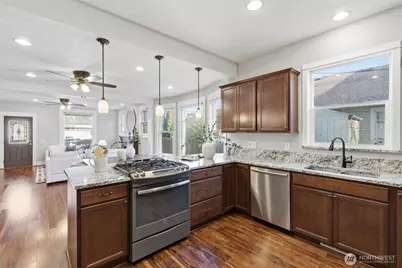 624 NE 2nd Avenue, Camas, WA 98607 - Photo 11