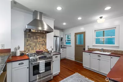 1828 NE Ravenna Boulevard, Seattle, WA 98105 - Photo 11