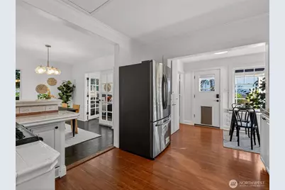 8859 20th Avenue SW, Seattle, WA 98106 - Photo 11