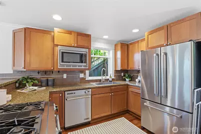 3020 14th Avenue W #B, Seattle, WA 98119 - Photo 11