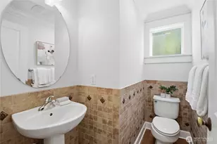 3020 14th Ave W, Seattle, WA 98119 - Photo 13