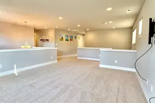 610 Field Pl NE, Renton, WA 98059 - Photo 17