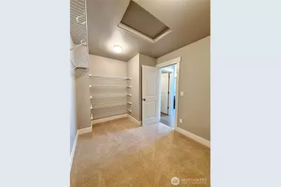 610 Field Place NE, Renton, WA 98059 - Photo 37