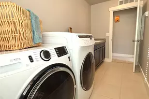 610 Field Pl NE, Renton, WA 98059 - Photo 29