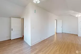 330 N Alder St, Burlington, WA 98233 - Photo 17