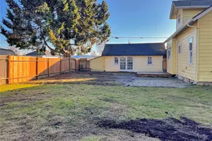 330 N Alder St, Burlington, WA 98233 - Photo 23