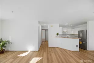 11130 SE 208th St, Kent, WA 98031 - Photo 3